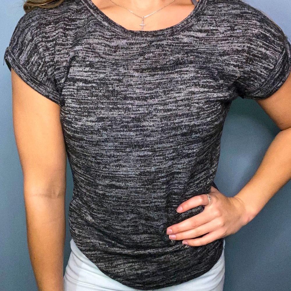 Short sleeve